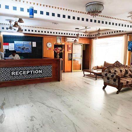 Hotel Krone Near Igi Airport Delhi Нью-Дели Экстерьер фото