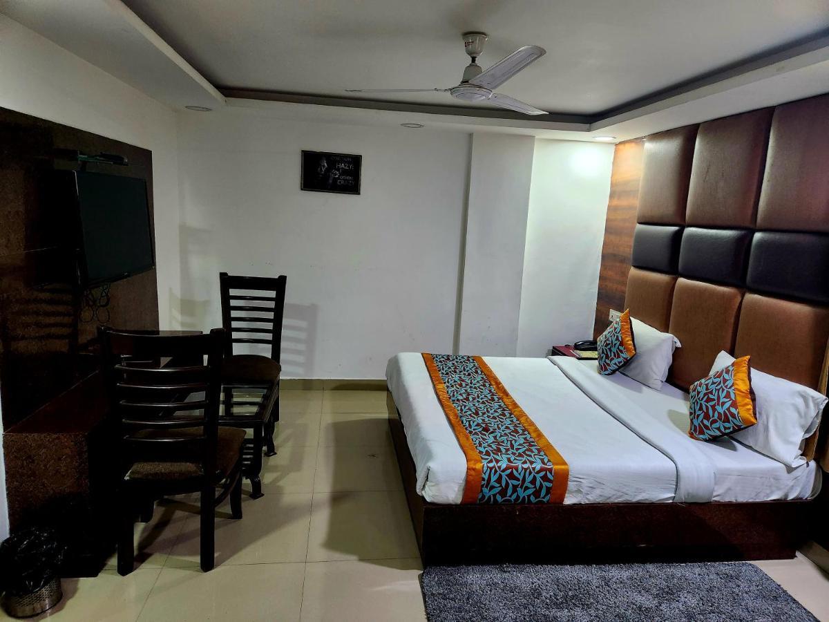 Hotel Krone Near Igi Airport Delhi Нью-Дели Экстерьер фото
