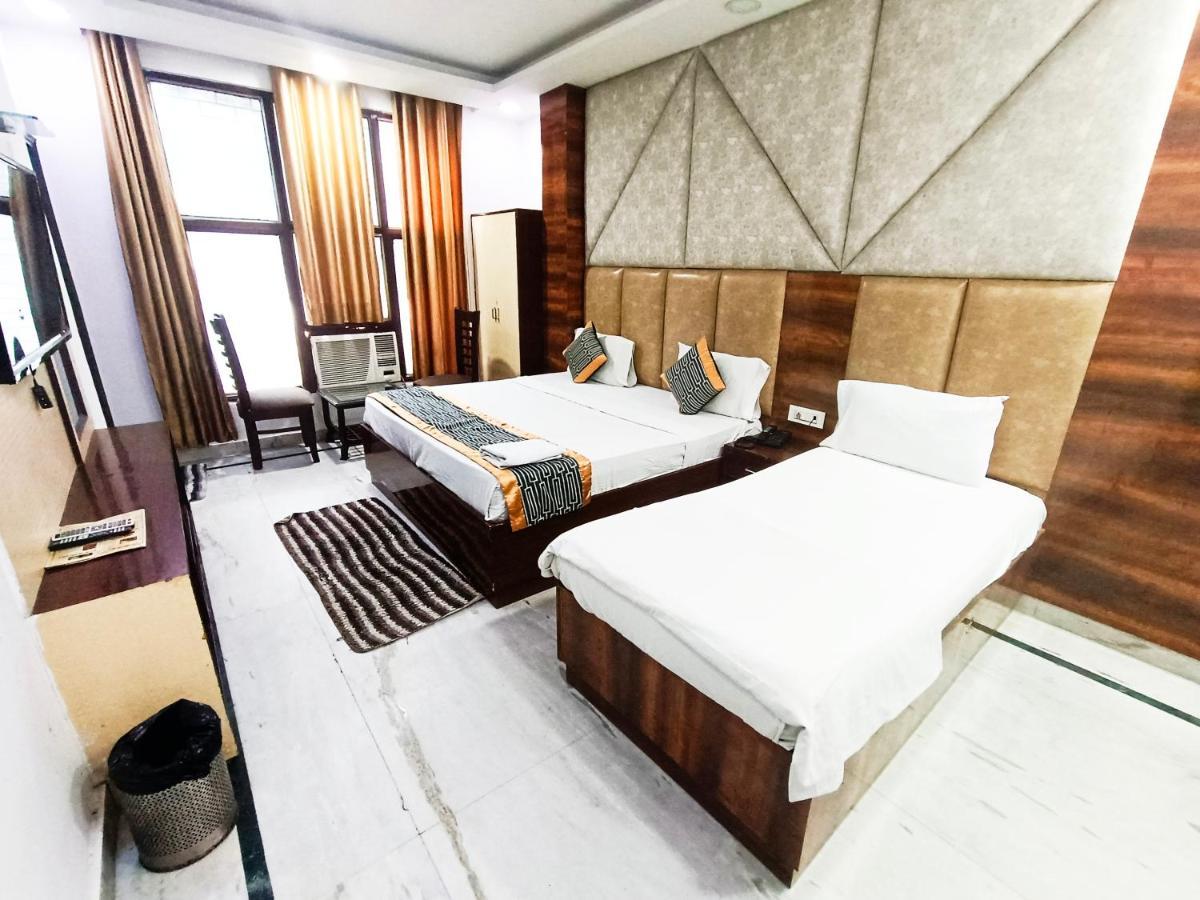 Hotel Krone Near Igi Airport Delhi Нью-Дели Экстерьер фото