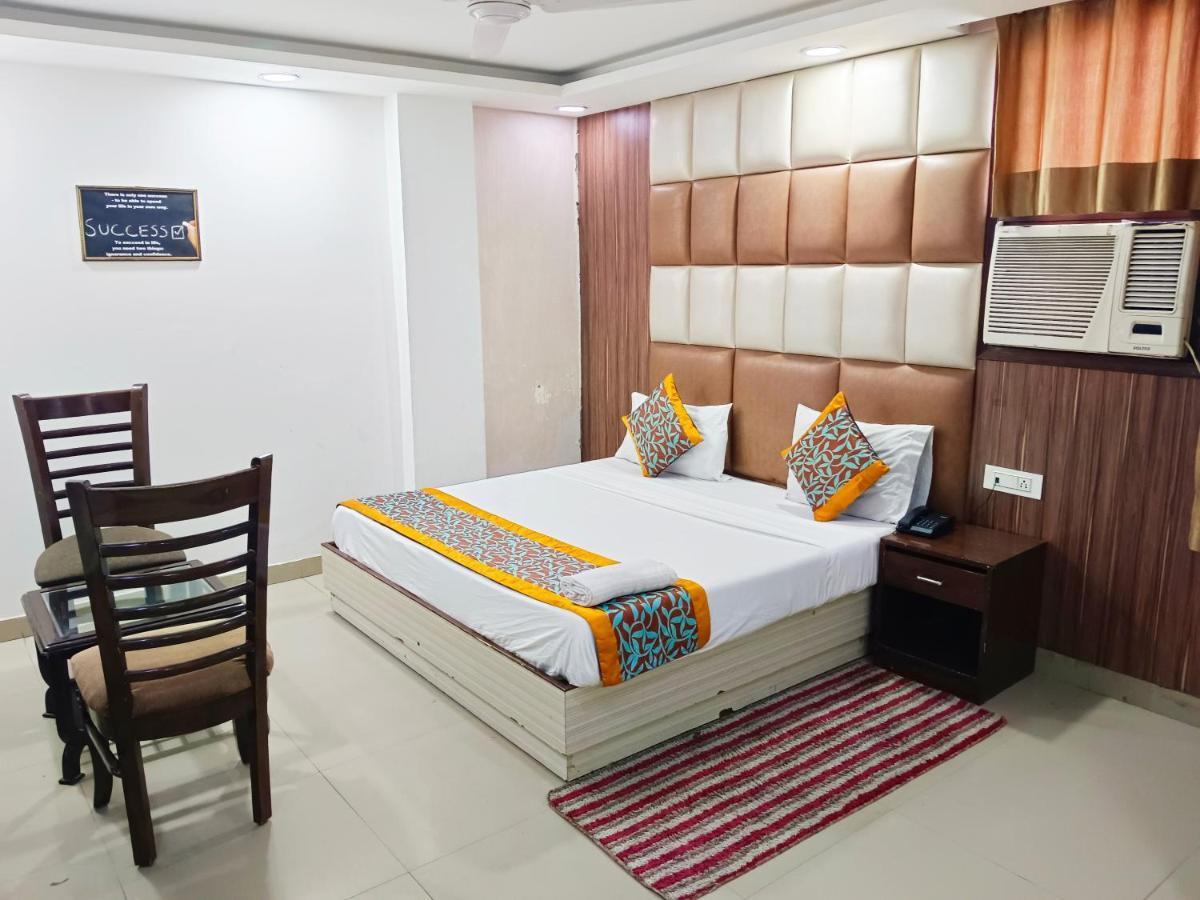 Hotel Krone Near Igi Airport Delhi Нью-Дели Экстерьер фото